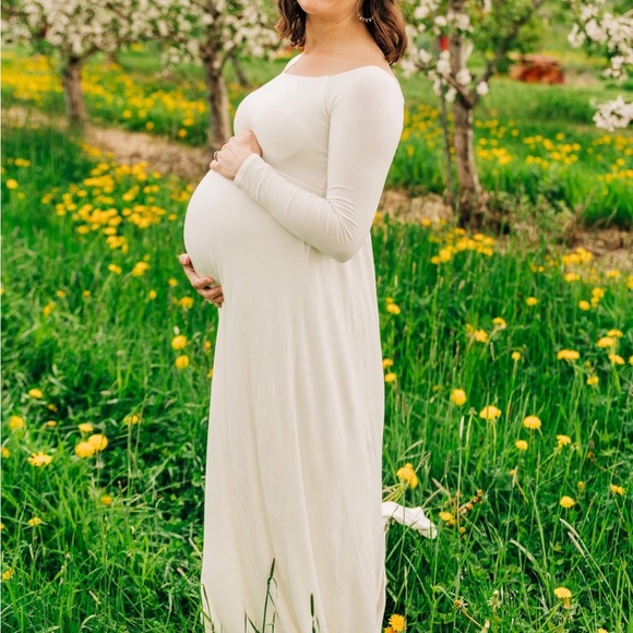 Pinkblush White Off-Shoulder Maxi Dress - Picture 9 of 10